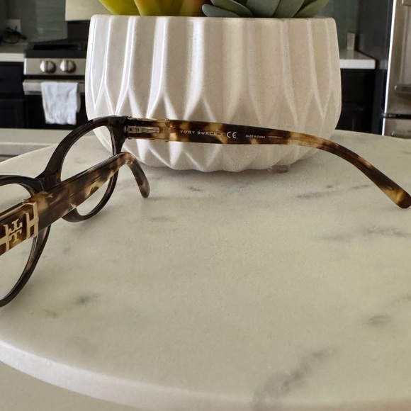 Tory Burch Cat Eyeglasses with Case - Picture 5 of 6